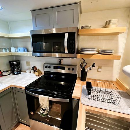 Newly Renovated & Furnished Condo, Only 3 Min To Sunday River! Bethel Eksteriør bilde